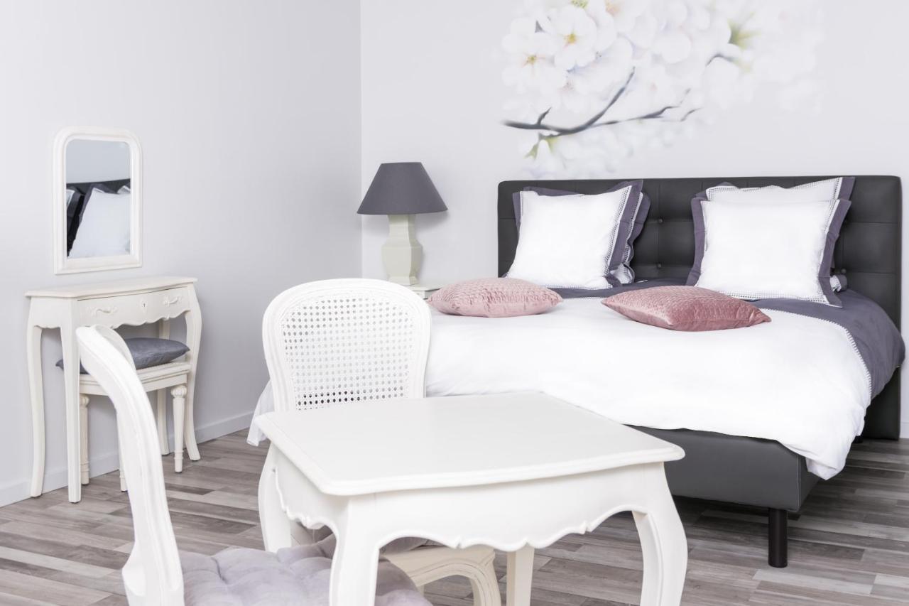 L'Attrap'Reves : Le Confort Hotelier, La Convivialite En Plus Ergersheim Экстерьер фото